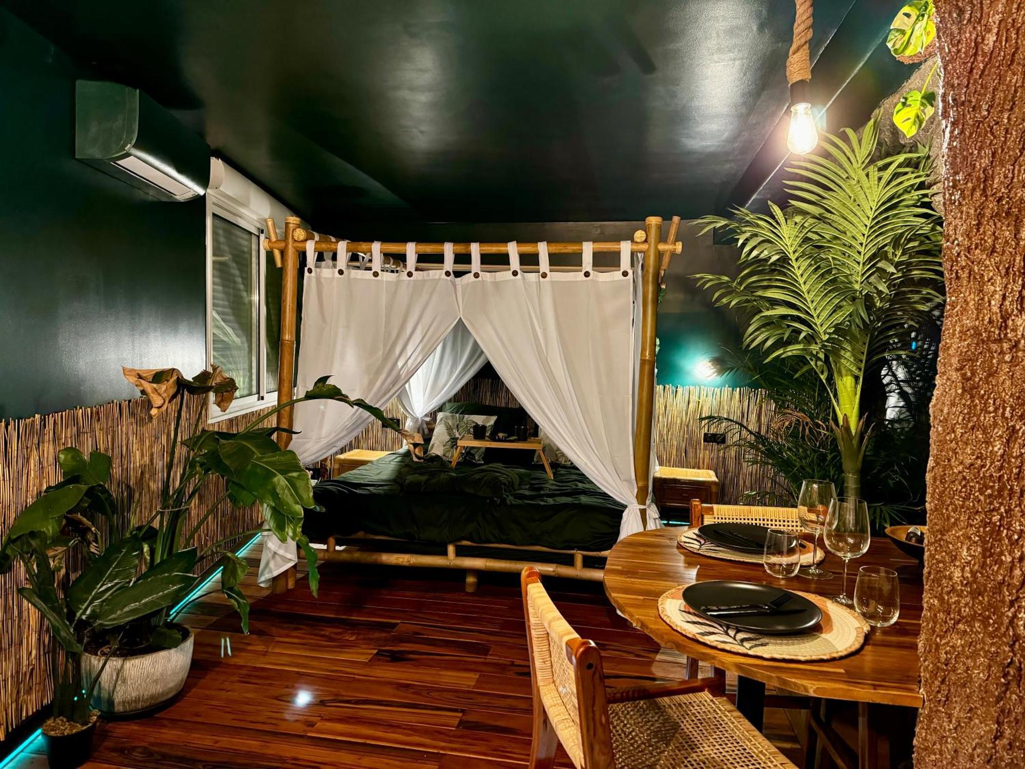 Jungle Love Room Toulouse Ngoại thất bức ảnh